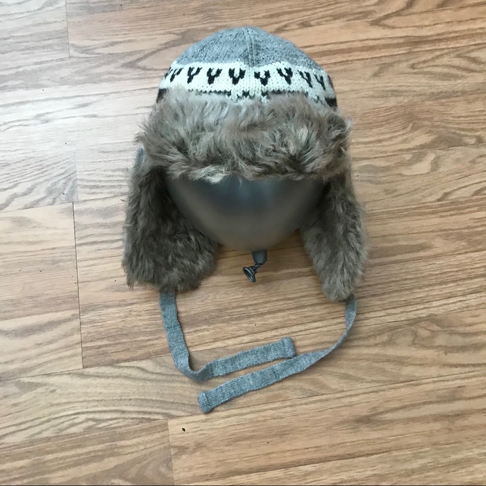 H&M Winter trapper hat fur line